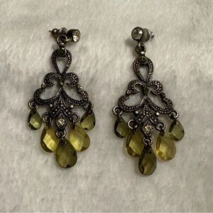 1928 Silver and Green Teardrop Earrings